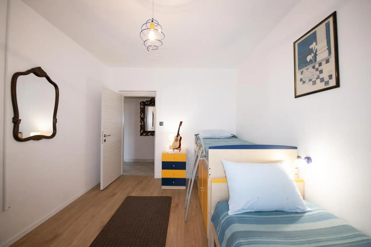 Apartman Elvis Lovran 0*,  Croatia